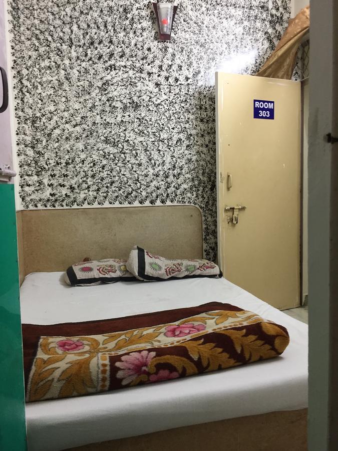 Karam Durga Guest House 新德里 外观 照片